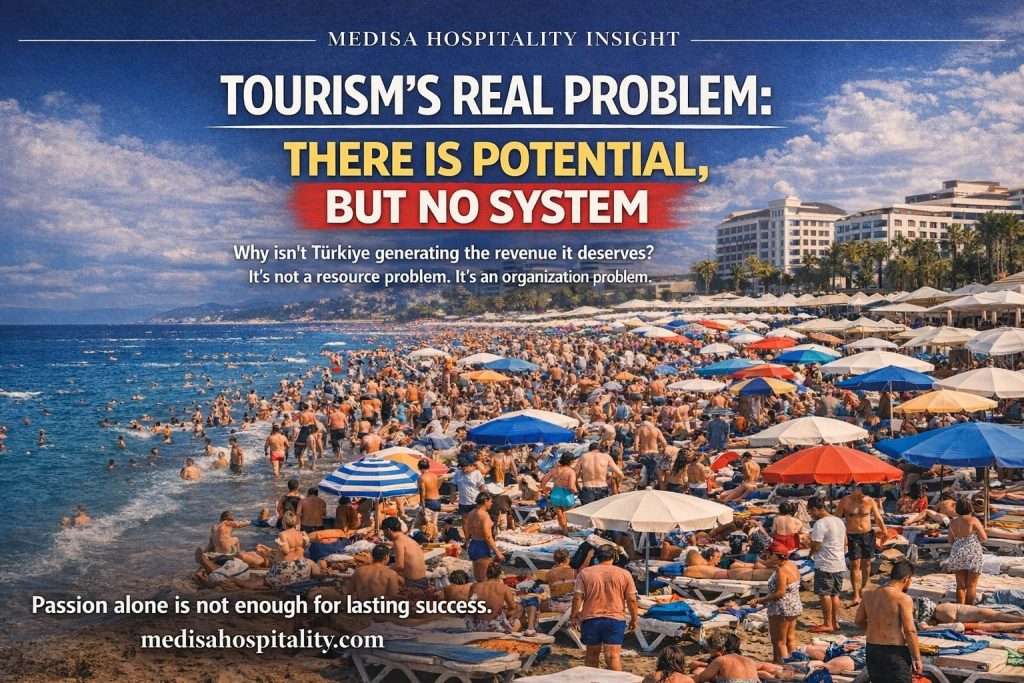 Overcrowded Mediterranean beach in Türkiye illustrating uncontrolled tourism growth and the need for better tourism strategy and organization